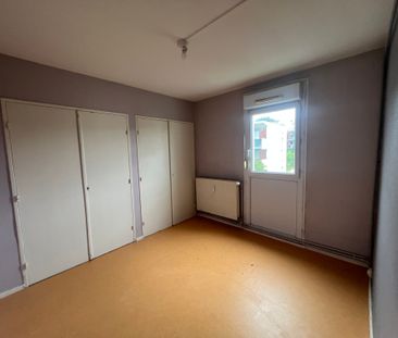 Location - Appartement T3 - 53 m² - Grand-Charmont - Photo 3
