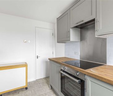 A newly refurbished one bedroom apartment. - Photo 2