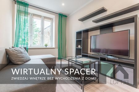 Piękna i wyposażona kawalerka w centrum Jaworzna do wynajęcia | Spacer 3D - Photo 2