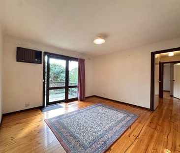 Immaculate Family home in prefect location. - Photo 5