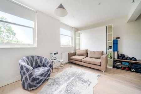 Studio to rent - Photo 4