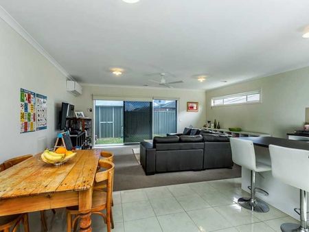 29 Parkleigh Drive, Kurunjang, VIC 3337 - Photo 3