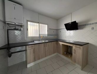 Location Appartement 2 pièces 45 m2 à Fréjus - Photo 4