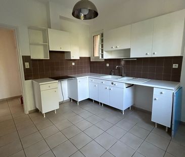 « LES ANGLES - MAISON T4 DE 109.80M² AVEC JARDIN ET GARAGE » - Photo 5