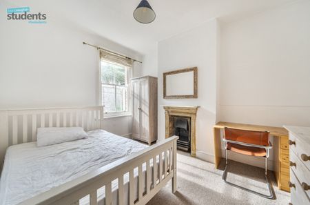 5 bedroom terraced house to rent - Photo 3