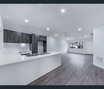 Modern and Spacious Rental Property in Cannonvale - A Peaceful Home... - Photo 5