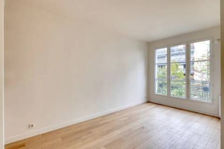 Rental Townhouse - Photo 2