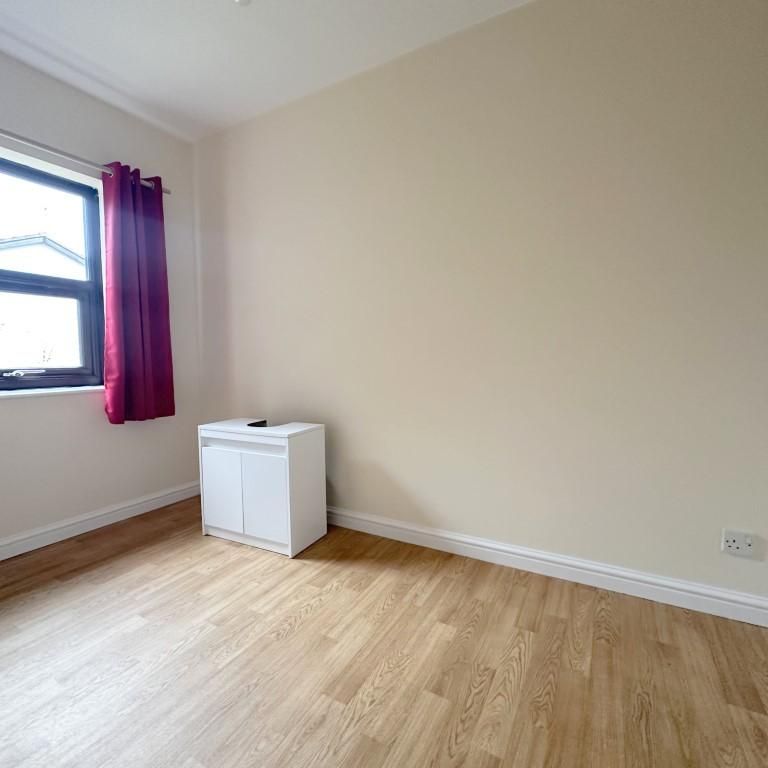 Terraced House - Photo 1