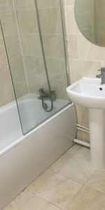 Apartment to rent on - Photo 3