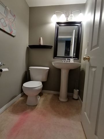 For Lease - 712 Activa Avenue, Kitchener, Ontario - Photo 2