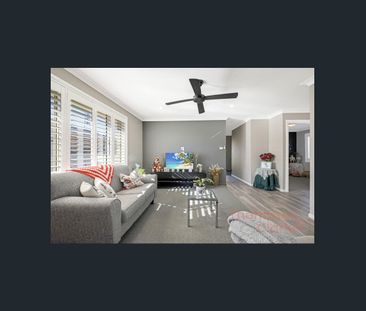 Three Bedroom Home - Photo 3