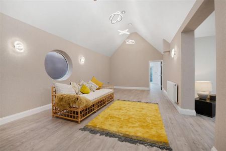 7 bedroom detached house to rent - Photo 2