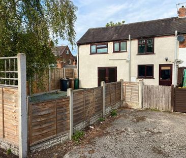 2 bedroom end of terrace house to rent - Photo 1