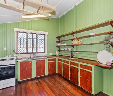 28 Cavendish Street, Pimlico QLD 4812 - House For Rent - $800 | Domain - Photo 1