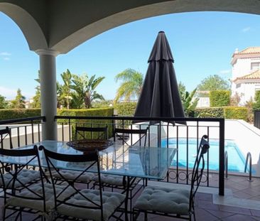 4 room luxury Villa for rent in Loulé, Portugal - Photo 2