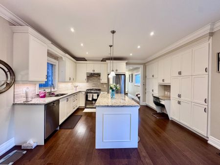 For Lease - 1033 Shaw Drive, Mississauga, Ontario - Photo 4