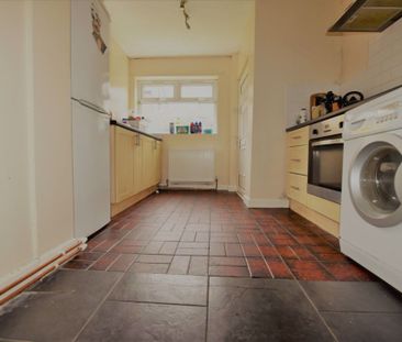 1 bedroom House Share in Langdale Avenue HS, Leeds - Photo 4