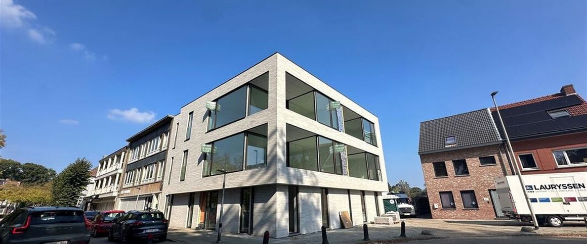 Appartement te huur in Brasschaat voor € 1.490 met 2 slaapkamers - Photo 1
