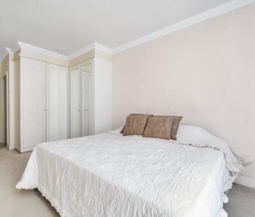 Holloway Drive, Virginia Water, GU25 - Photo 3