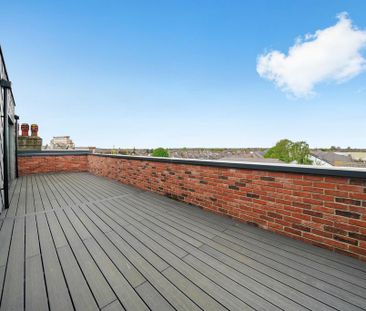 2 bedroom flat to rent - Photo 2