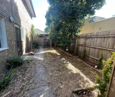 2-bedroom villa unit - Photo 5