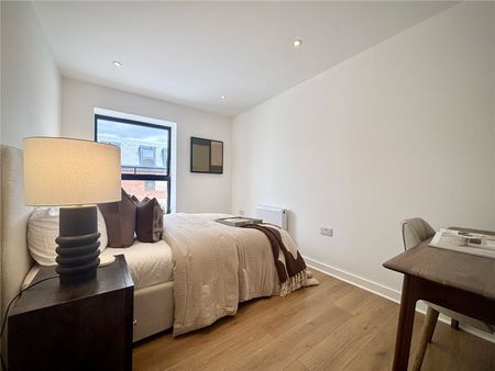 Victoria Road, Aldershot, Hampshire, GU11 - Photo 5