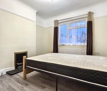 4 bedroom house to rent - Photo 2