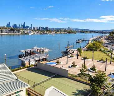 Stunning Riverfront Apartment with Spectacular City & River Views - Photo 6