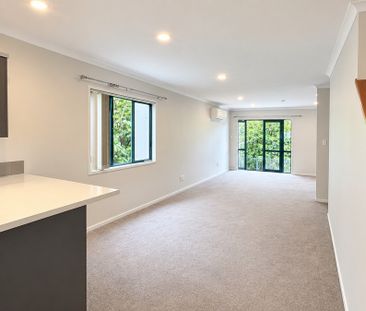 103 Fields Parade, Albany - Photo 2
