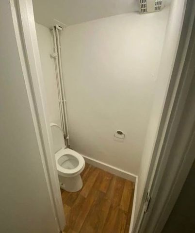 Room in a Shared Flat, Windmill Lane, E15 - Photo 5