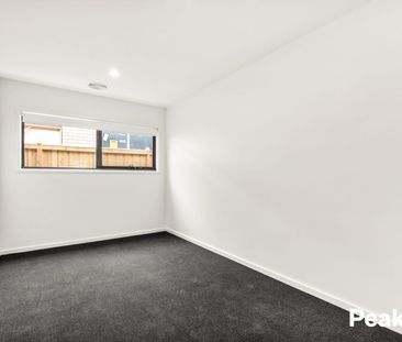 18 Lunn Street, Officer, Vic 3809 - Photo 6