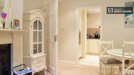 Huge room in shared apartment in Deans Grange, Dublin - Photo 5