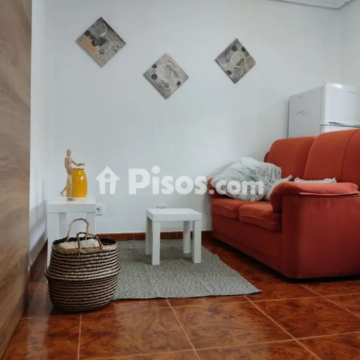 Piso en alquiler en Calle Maestras de la República - Photo 1