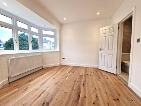 7 bedroom detached bungalow to rent - Photo 4