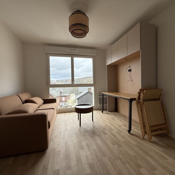 Location Appartement 1 pièce 20m² MAROMME 76150 - Photo 1