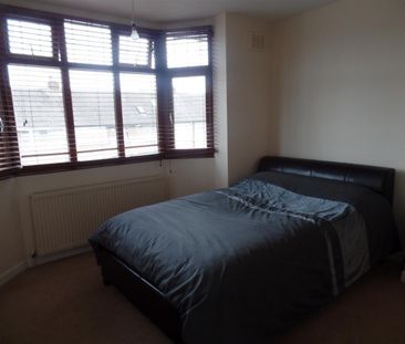 3 Bed Terraced House For Rent - Photo 5