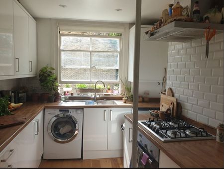 2 Bed Flat, Grosvenor Park, SE5 - Photo 3