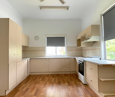 Home For Rent - Photo 5