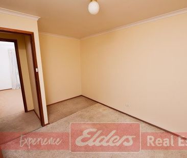 BRICK FAMILY HOME - Photo 1