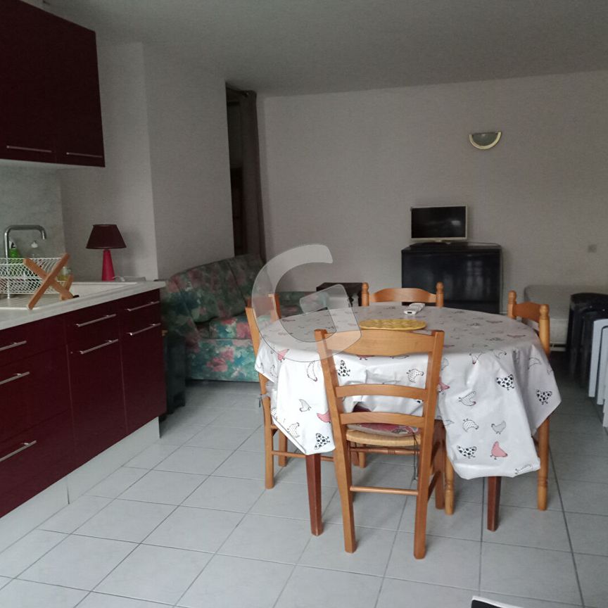 Location Maison 6 pièces 117m² - Photo 1