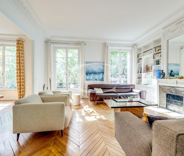 Tout savoir sur cet appartement dans le quartier Auteuil Sud, à Par... - Photo 1