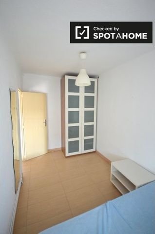 madrid, Community of Madrid 28019 - Photo 2