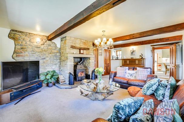 4 bedroom detached house to rent - Photo 1