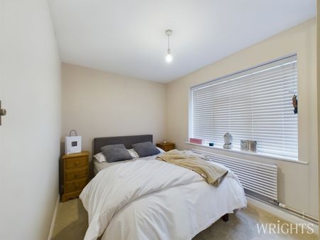 1 bedroom Apartment - Clare Crescent, Baldock - Photo 2