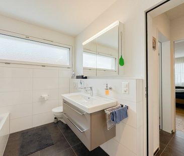 Moderne und charmante 3.5-Zimmerwohnung in ländlicher Umgebung - Photo 6