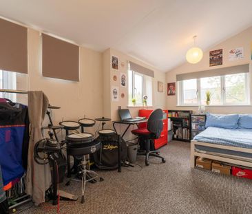 4 bedroom terraced house to rent - Photo 5