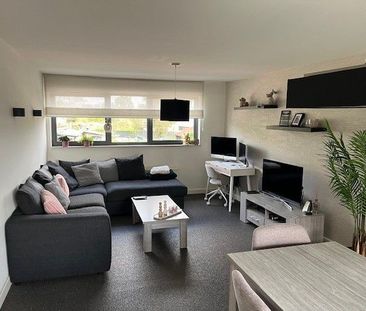 Instapklaar duplex appartement te huur in het landelijke Rekem ✨ - Foto 1