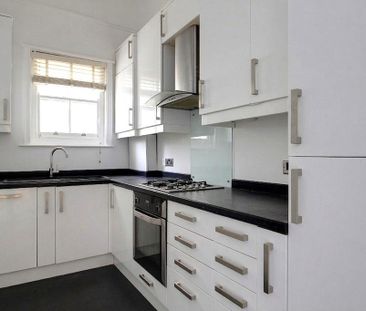 1 bedroom ground floor flat to rent - Photo 5