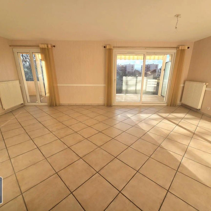 Appartement à louer 3 pièces 78.3m² - Photo 1