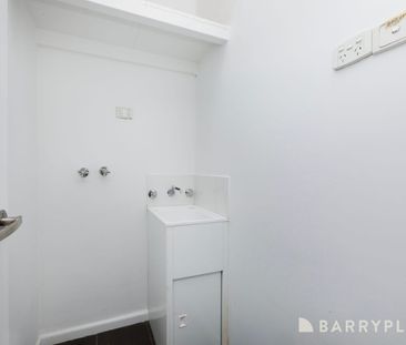 Inviting Single Level Space - Photo 1